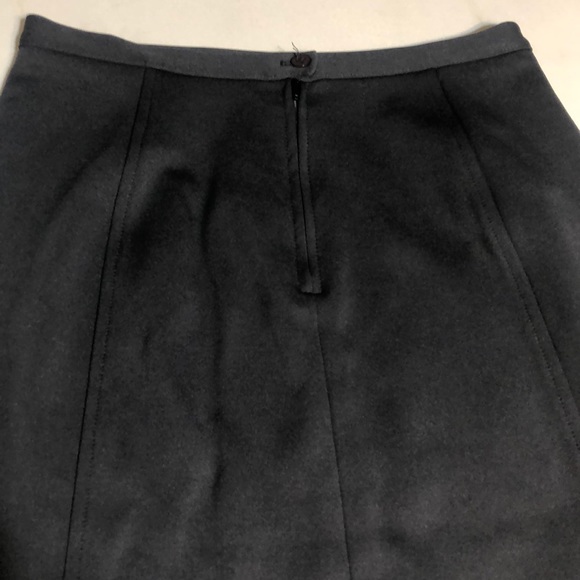 BCBG Charcoal Gray Skirt with front slit Size 4 - Picture 4 of 7